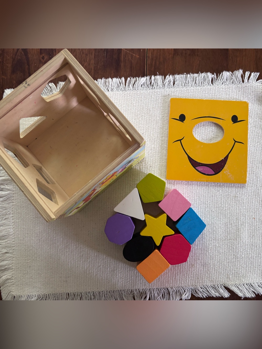 Melissa & Doug Disney Baby Winnie the Pooh Wooden Shape Sorting Cube